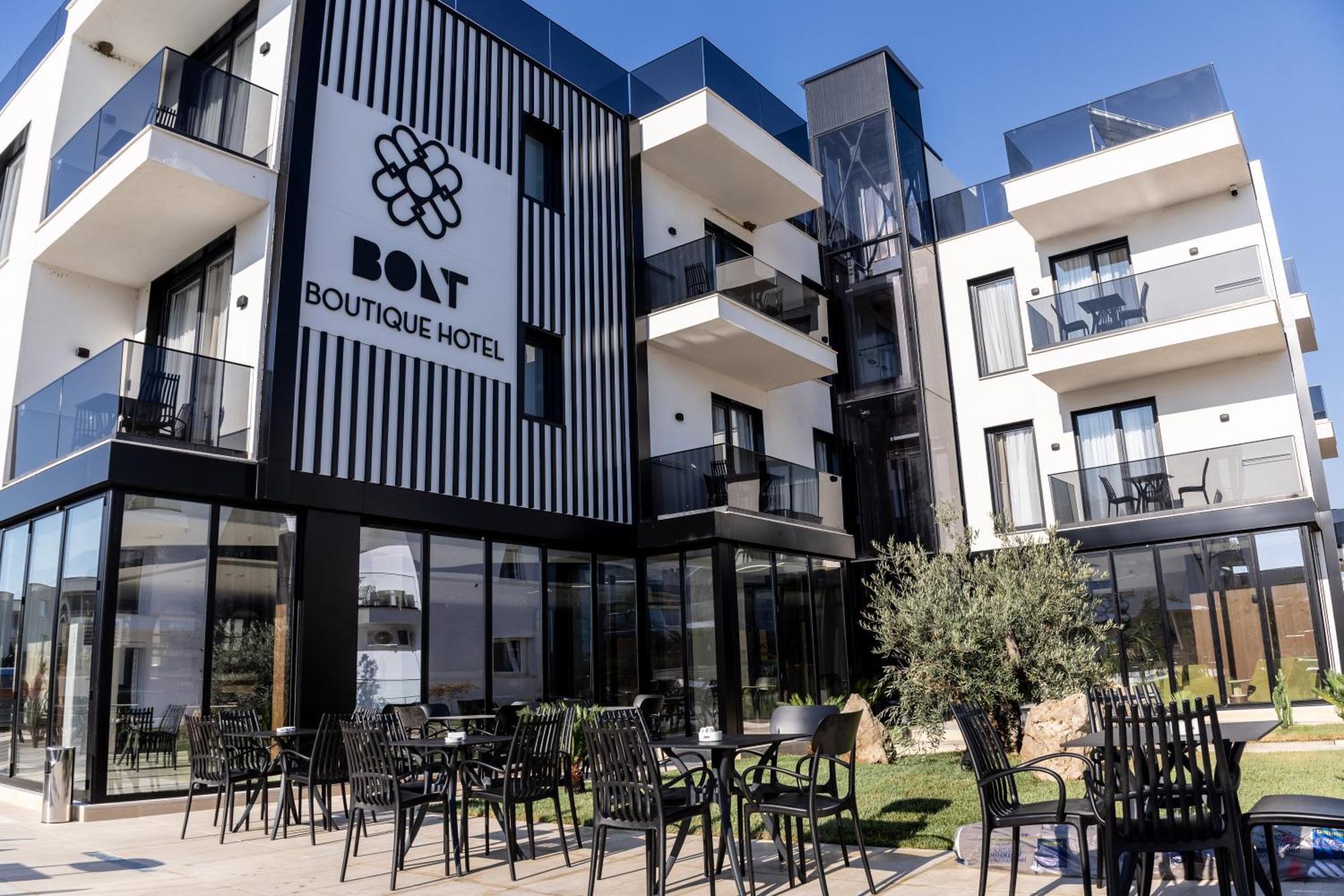 Bolt Boutique Hotel 4*