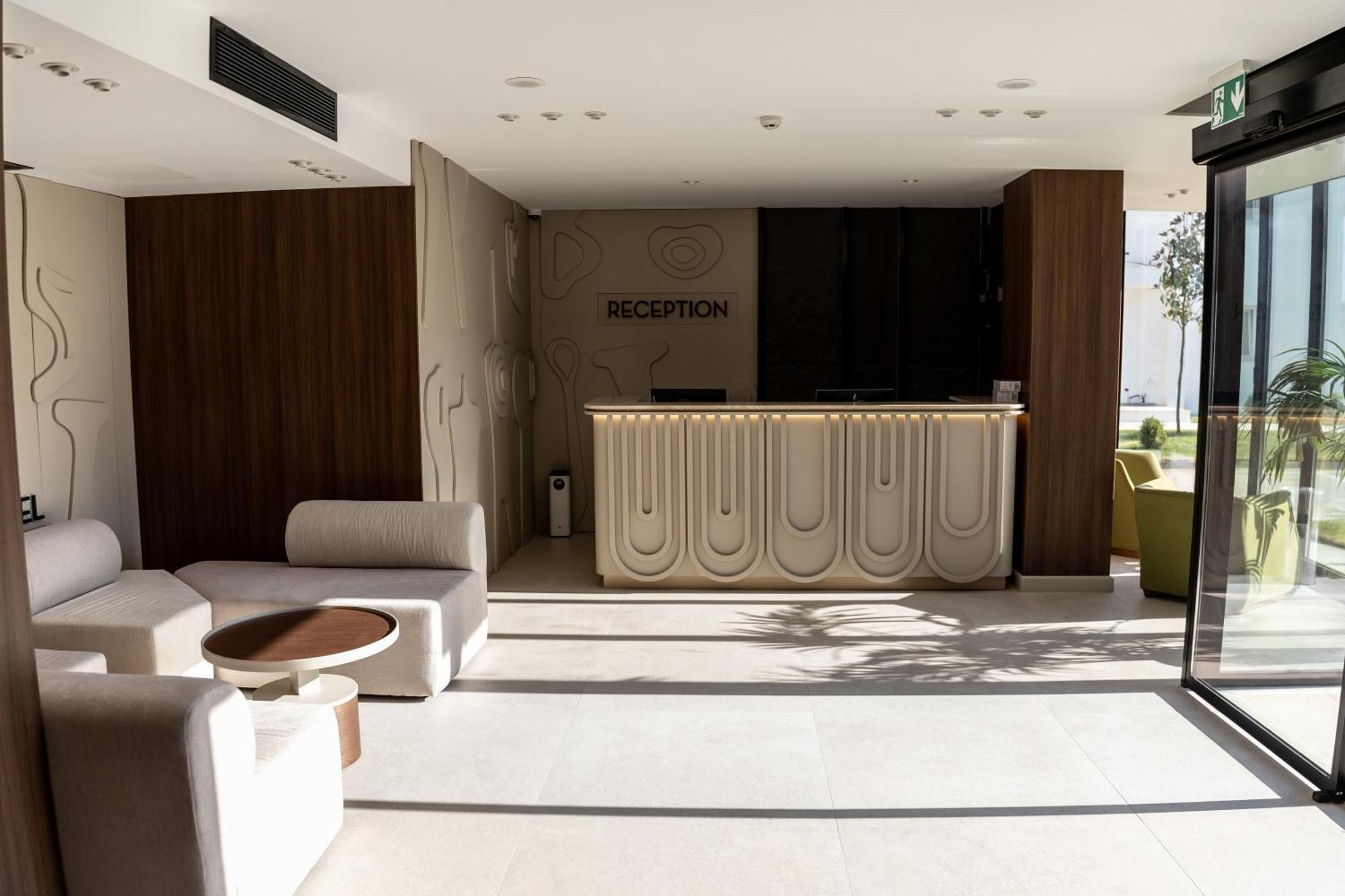 Bolt Boutique 4*