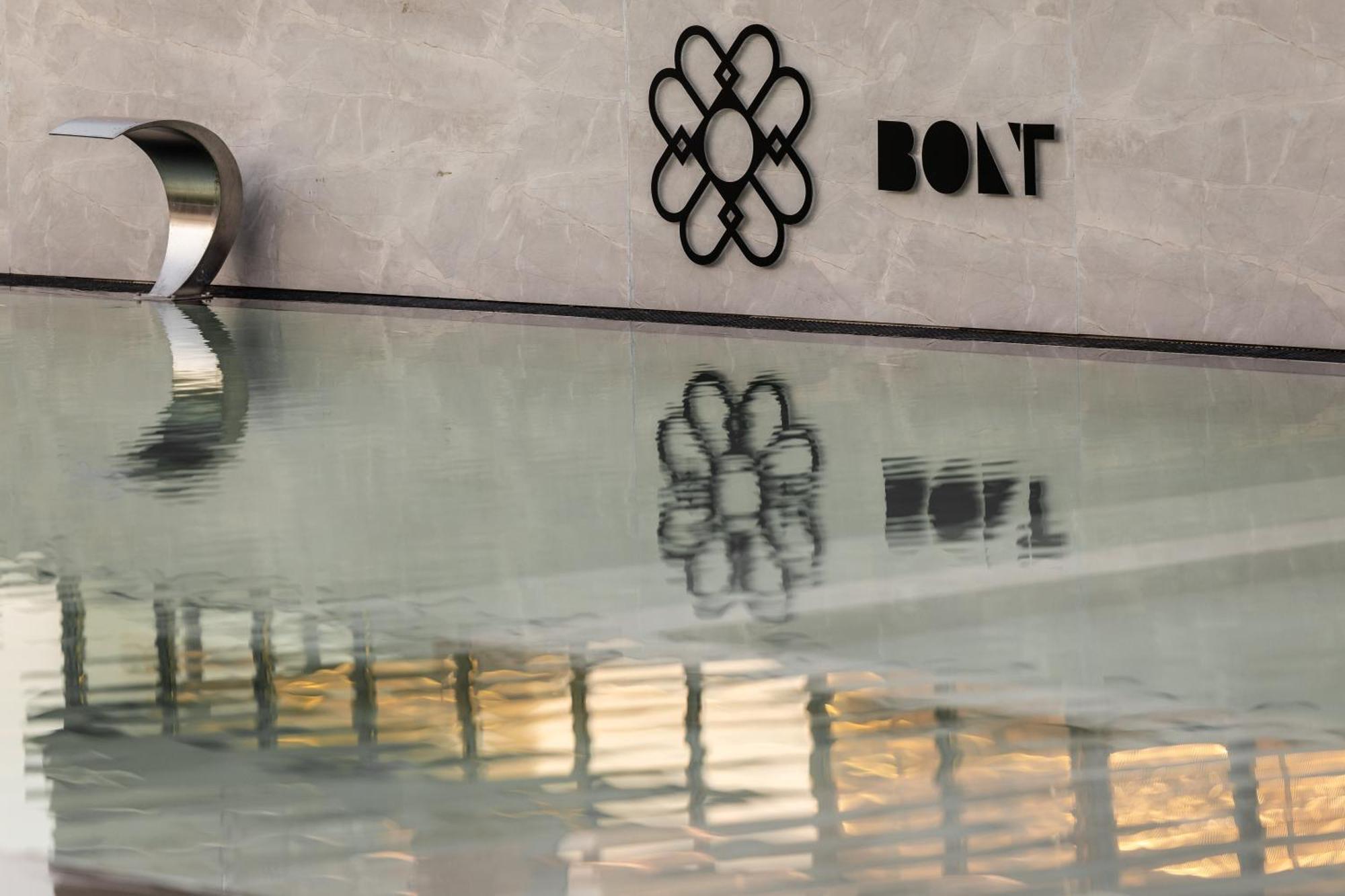 Bolt Boutique 4*
