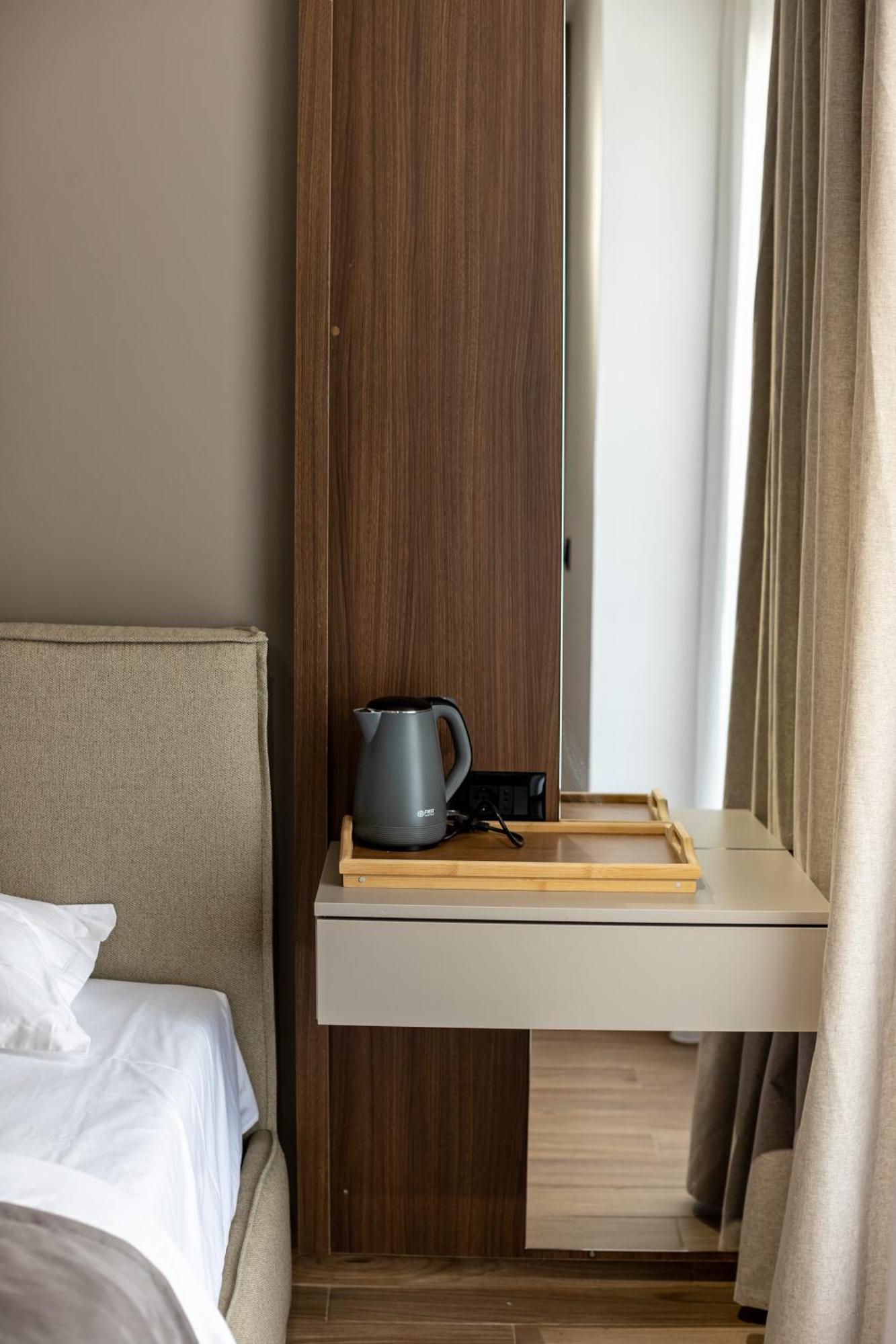 Bolt Boutique Hotel 4*